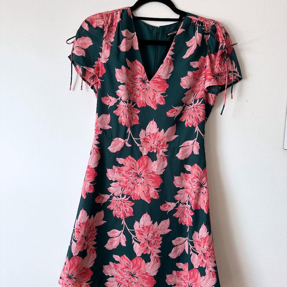 EUC Flutter Sleeve Botanical Garden Party Wedding Guest Dress J Crew Mercantile
